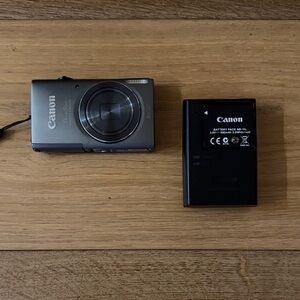 Canon PowerShot ELPH 130 IS 16.0 MP Digital Camera